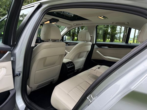 BMW 5-Series 2020 Diesel With Sunroof 364950843