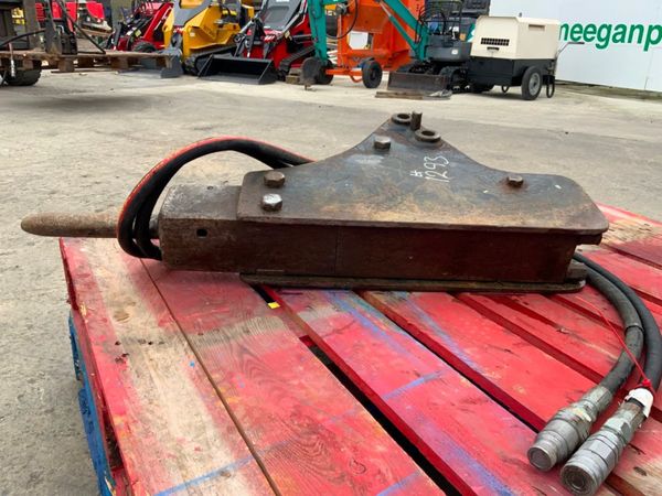 JCB hammer  BREAKER...25mm PINS.......1293t. 364968827