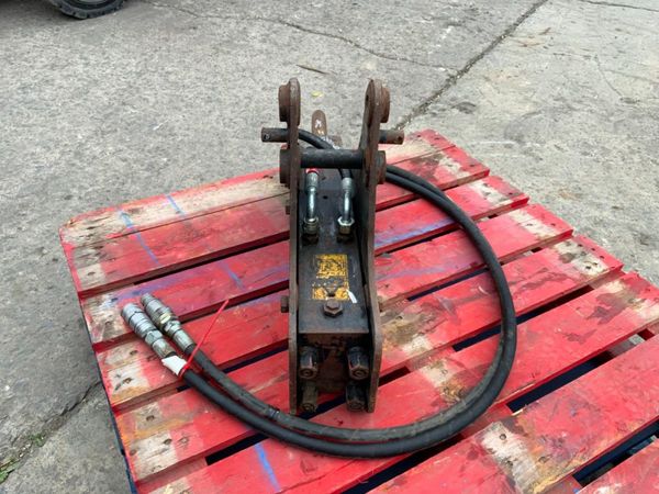 JCB hammer  BREAKER...25mm PINS.......1293t. 364968828