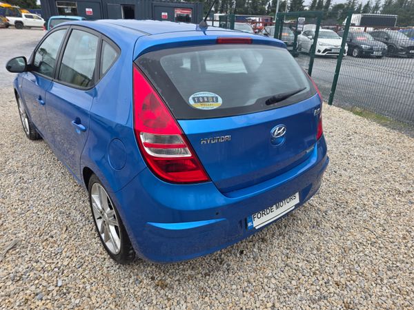 Hyundai i30 2010 364989483