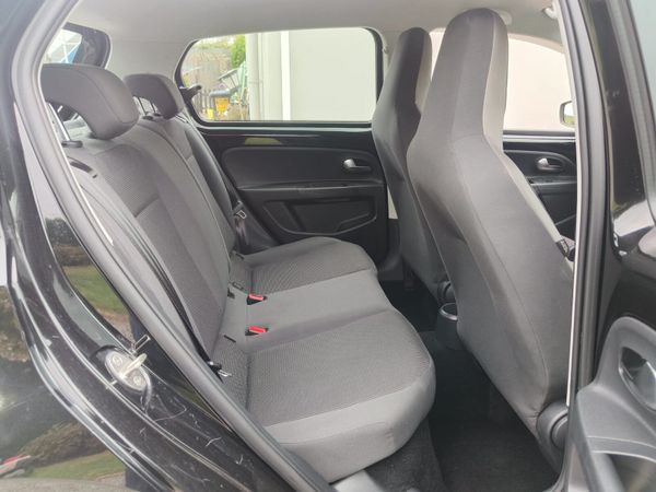 2015 VW Up! High spec 364996801