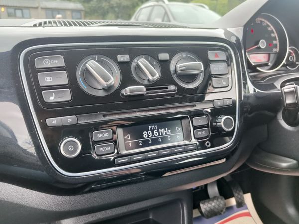 2015 VW Up! High spec 364996815