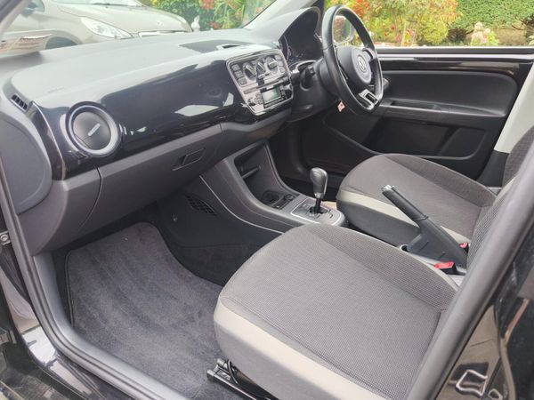 2015 VW Up! High spec 364996812