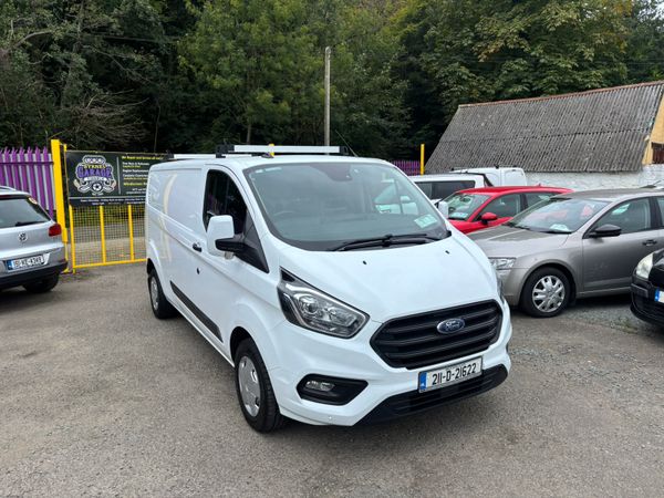 Stunning Ford Transit Custom Long Wheel Base 364999473