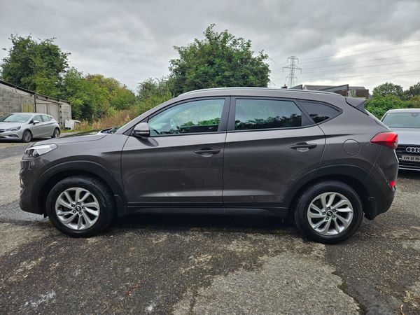 Hyundai Tucson 2016 1.7 diesel low mileage 365019765