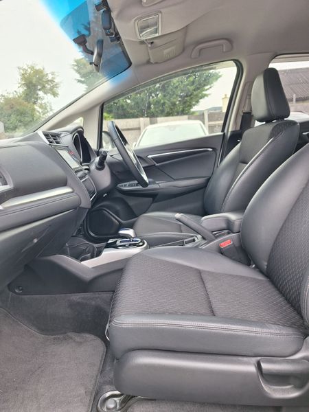 Honda Fit 1.5L Hybrid| Half leather seats 365034543