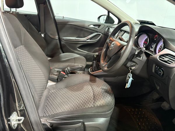 2016 Opel Astra SC 1.6 CDTi 110 Bhp 365035942