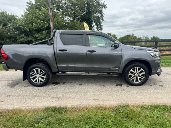 192 Toyota Hilux Invincible X Manual***** 365044531
