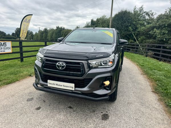 192 Toyota Hilux Invincible X Manual***** 365044618