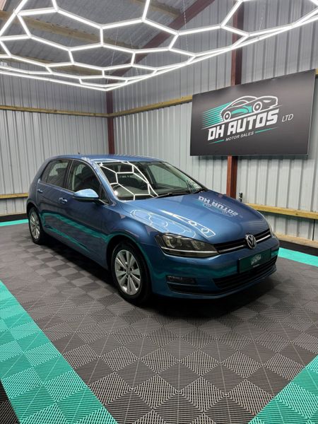 Volkswagen Golf 2015 - Auto + Only 95,000 KM 365046666