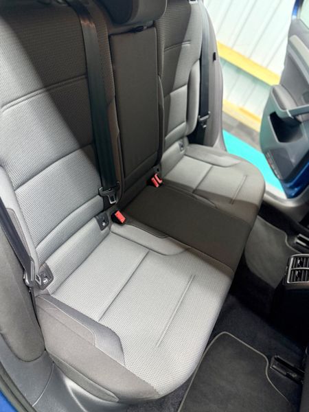 Volkswagen Golf 2015 - Auto + Only 95,000 KM 365046676