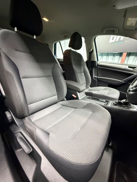 Volkswagen Golf 2015 - Auto + Only 95,000 KM 365046684