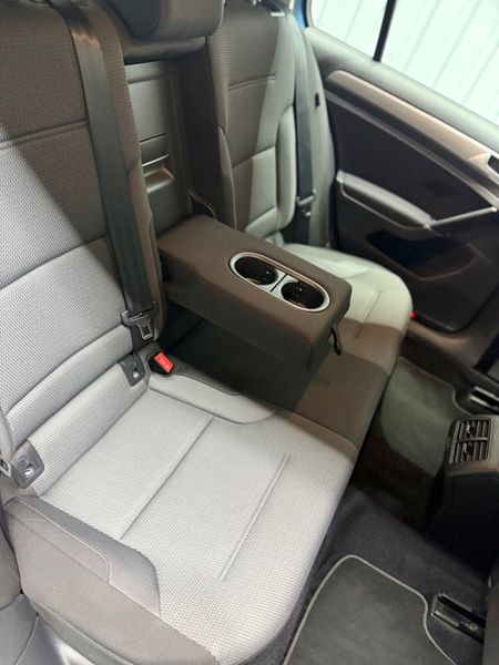 Volkswagen Golf 2015 - Auto + Only 95,000 KM 365046681