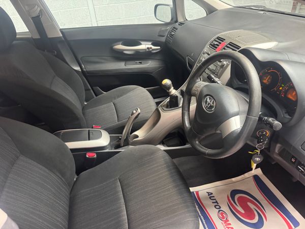 Toyota Auris 2009  NCT and Tax ! 365047036