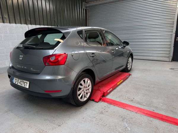 SEAT Ibiza 2012 365047418