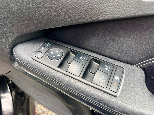 161 Mercedes E220 CDI Night Ed Estate 365054017