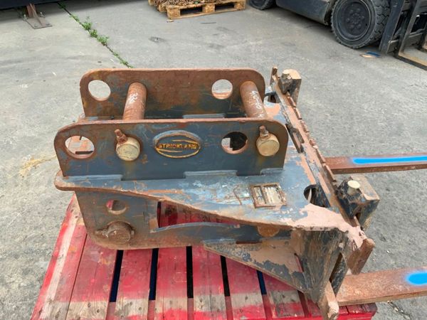 STRICKLAND PALLET FORKS....80mm / 65mm..1330t. 365058947