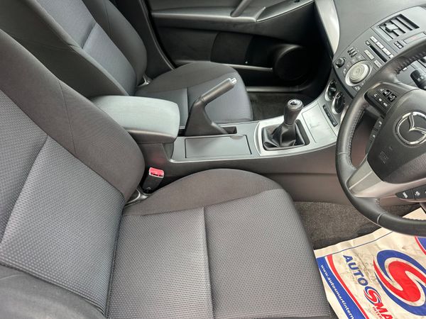 Mazda 3  1.6 TDI Sport 365059764