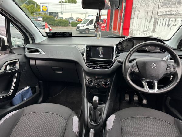 Peugeot 208 1.0 Petrol NCT TAX LOW KMS 365088871