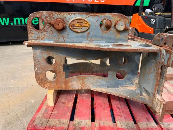 STRICKLAND PALLET FORKS...65mm PINS........1332t. 365081569