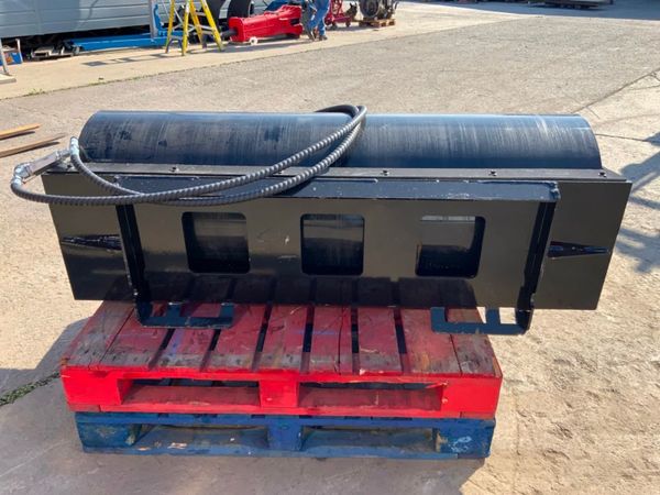 SKID STEER VIBRATING ROLLER ATTACHMENT...315 365081745