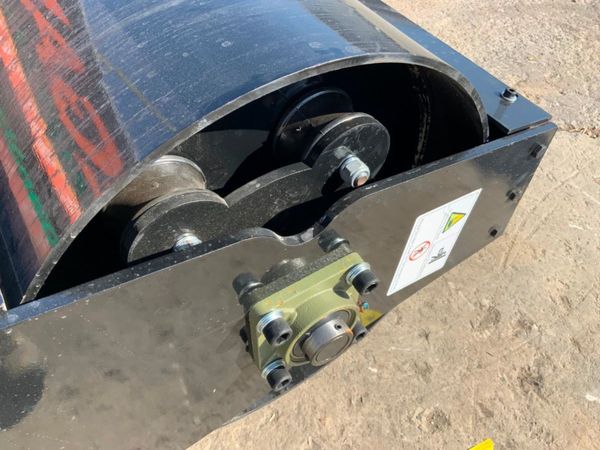 SKID STEER VIBRATING ROLLER ATTACHMENT...315 365081749