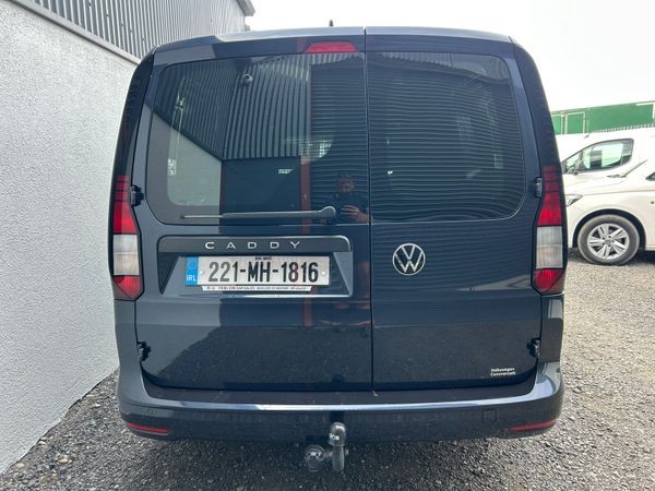 2022 Volkswagen Caddy ' Extras 365105068
