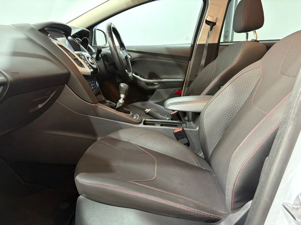 2016 Ford Focus Zetec-S 2.0 TDCi 150 Bhp 365106194
