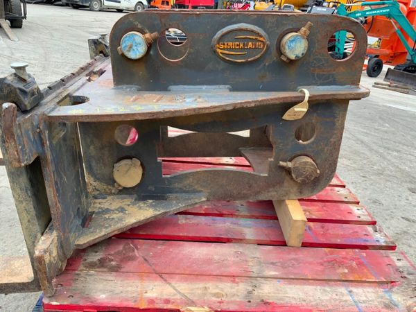 STRICKLAND PALLET FORKS...65mm / 80mm....1327t. 365101266