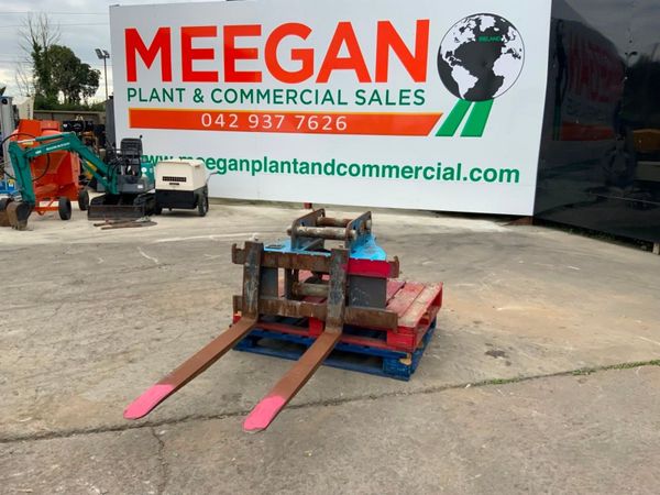 STRICKLAND PALLET FORKS....65mm / 80mm....1329t. 365101763