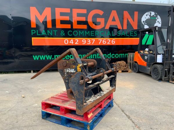2021 JCB PALLET FORKS......65mm / 80mm.......1326 365102483