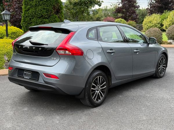 Low Kms Volvo V40! 365141180