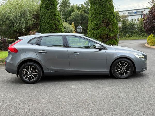 Low Kms Volvo V40! 365141190