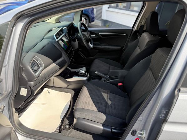 2019 Honda Fit 1.5 Petrol Hybrid keyless 365184802