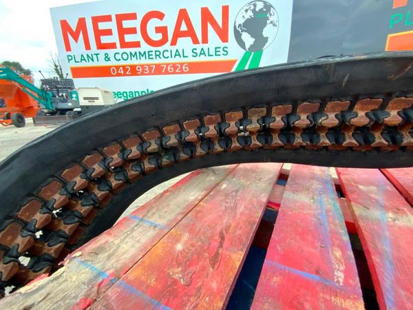 300 x 53 x 84 KUBOTA RUBBER TRACK.....rg268-22311. 365197576