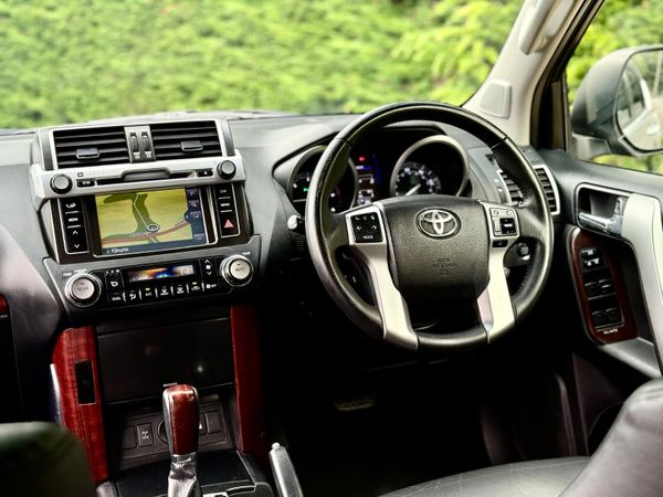 Land Cruiser Auto 7 Seats Low km business edition 365198819