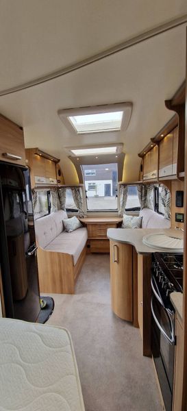 Bailey Pegasus GT-70 Caravan Fixed Bed 365190939