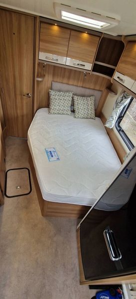 Bailey Pegasus GT-70 Caravan Fixed Bed 365190949