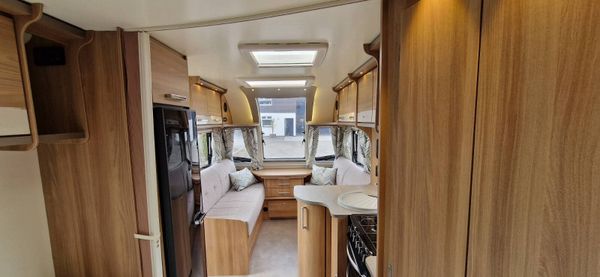 Bailey Pegasus GT-70 Caravan Fixed Bed 365190940