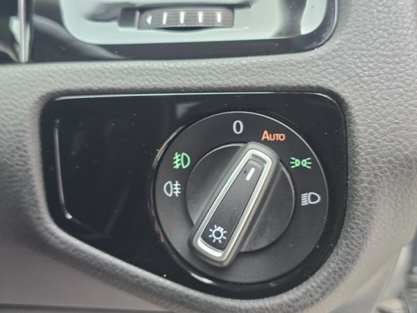 142 VW GOLF 1.4 TSI HIGHLINE HIGH SPEC 365218374
