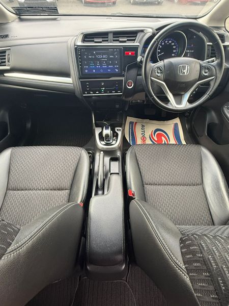 2016 Honda Fit/Jazz 1.5 Hybrid auto Top Specs 365212824