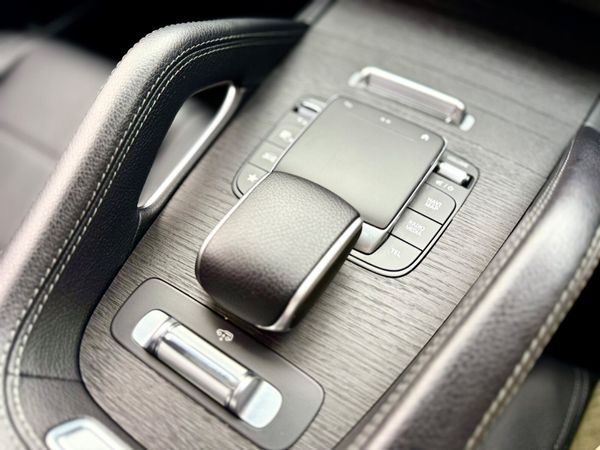 Mercedes-Benz GLE 2021 AMG 350D 4 MATIC 365220976