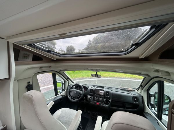 241 CITROEN CARADO V132 PRO - 2 BERTH - STUNNING - 365250558