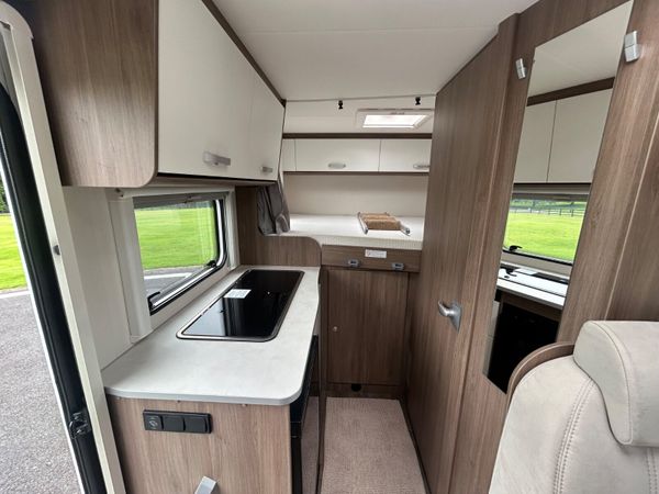 241 CITROEN CARADO V132 PRO - 2 BERTH - STUNNING - 365250566