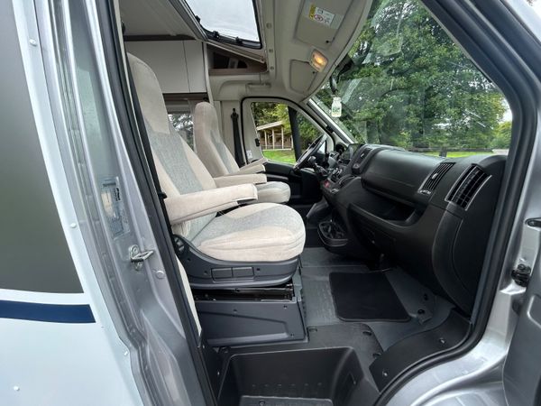 241 CITROEN CARADO V132 PRO - 2 BERTH - STUNNING - 365250560
