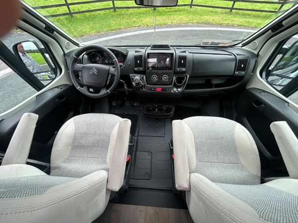 241 CITROEN CARADO V132 PRO - 2 BERTH - STUNNING - 365250573