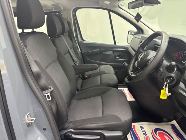 231 RENAULT TRAFFIC LWB 9 SEATER BUSINESS 365251432