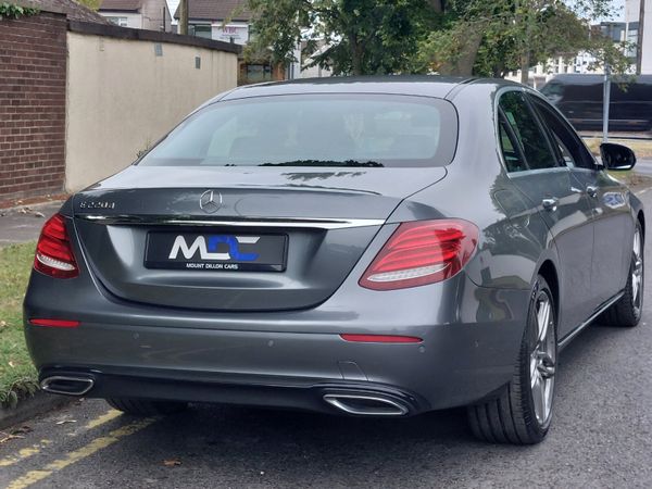 Mercedes E220d *New Model* Avantgarde 2018 365252239