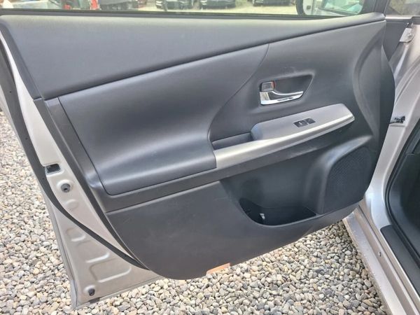 Toyota Prius 7 SEATER G |HALF LEATHER INTERIOR 365301456