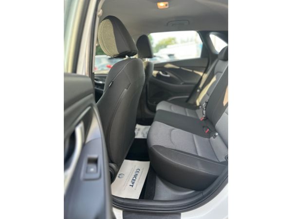 Hyundai i30 I 30 DELUXE 5DR 365315416